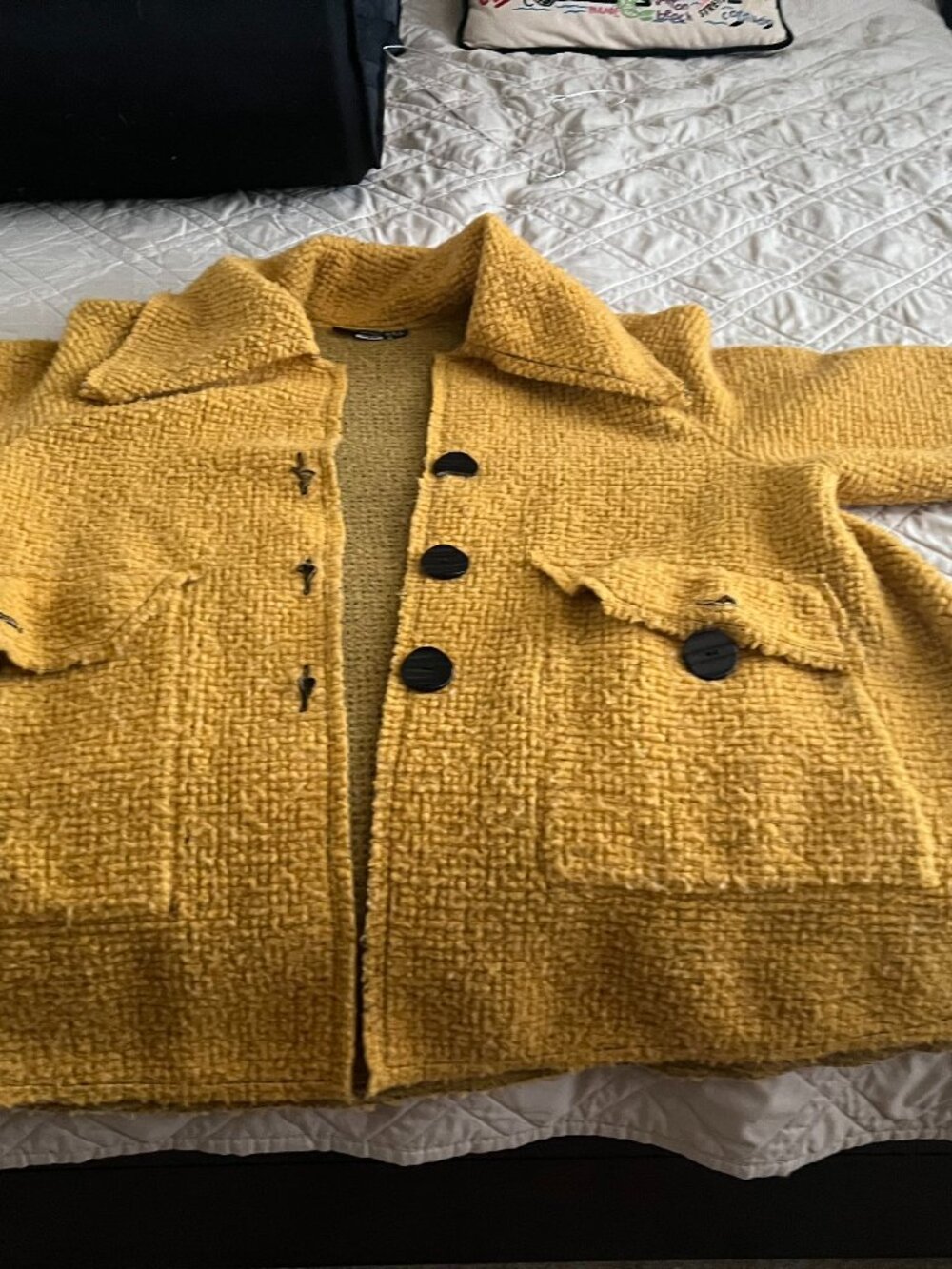 Designer Dress to Kill Boucle Swing Jacket Gold